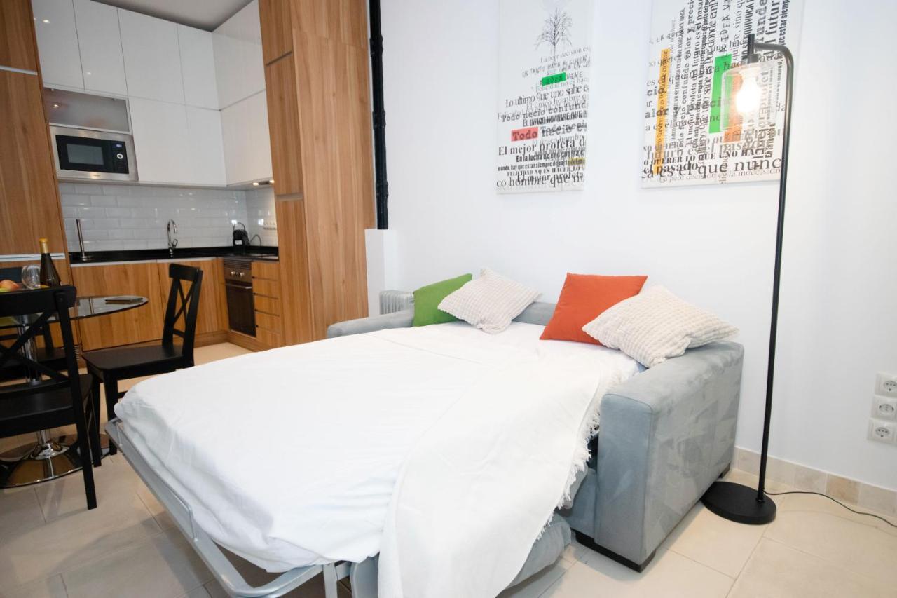 For You Rentals Apartamento Temporal Con Encanto En Malasana Min24 马德里 外观 照片