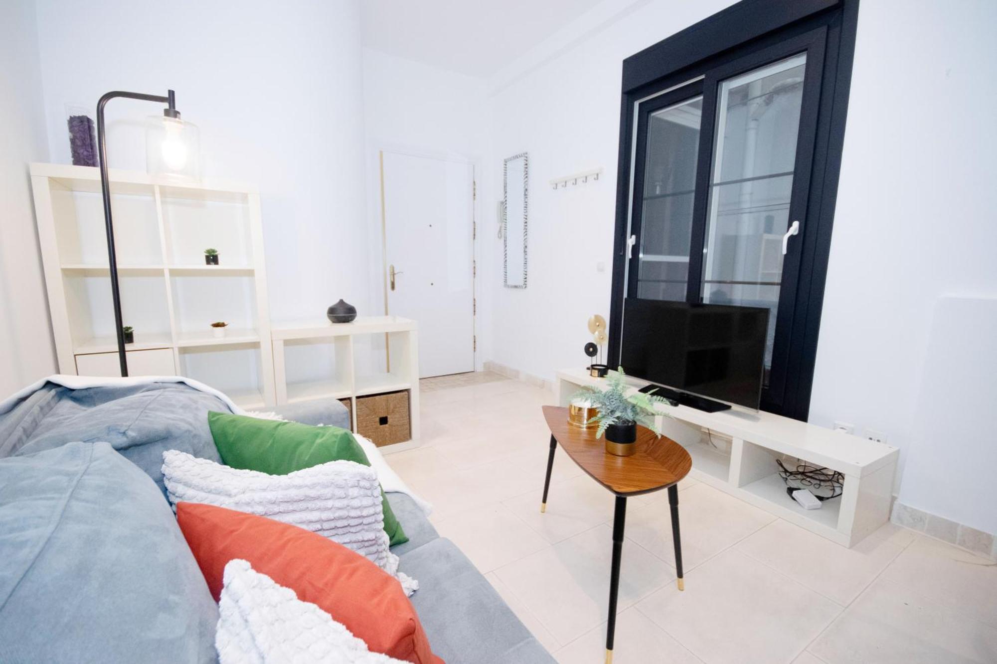 For You Rentals Apartamento Temporal Con Encanto En Malasana Min24 马德里 外观 照片