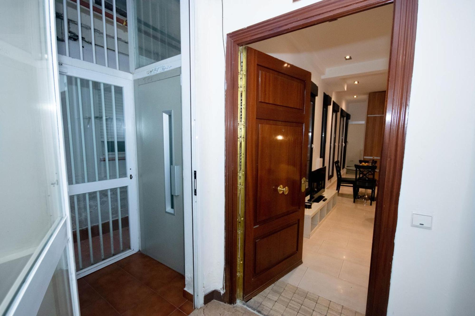 For You Rentals Apartamento Temporal Con Encanto En Malasana Min24 马德里 外观 照片