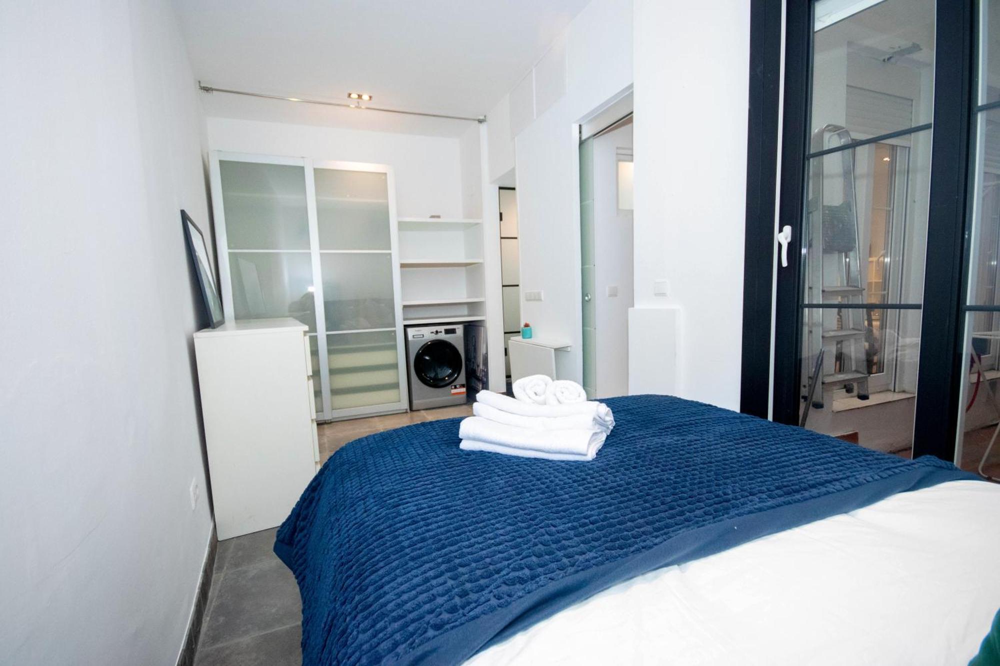 For You Rentals Apartamento Temporal Con Encanto En Malasana Min24 马德里 外观 照片